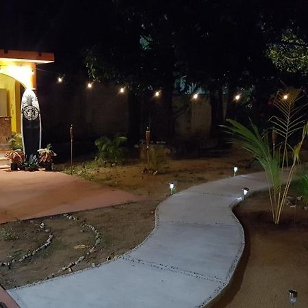 Villa Mango Hostel Puerto Escondido (Oaxaca) Exterior photo